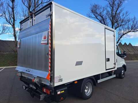 Daily 35C18 A8 180CV 3L CAISSE HAYON 14.8M3 2026 occasion 69780 Mions