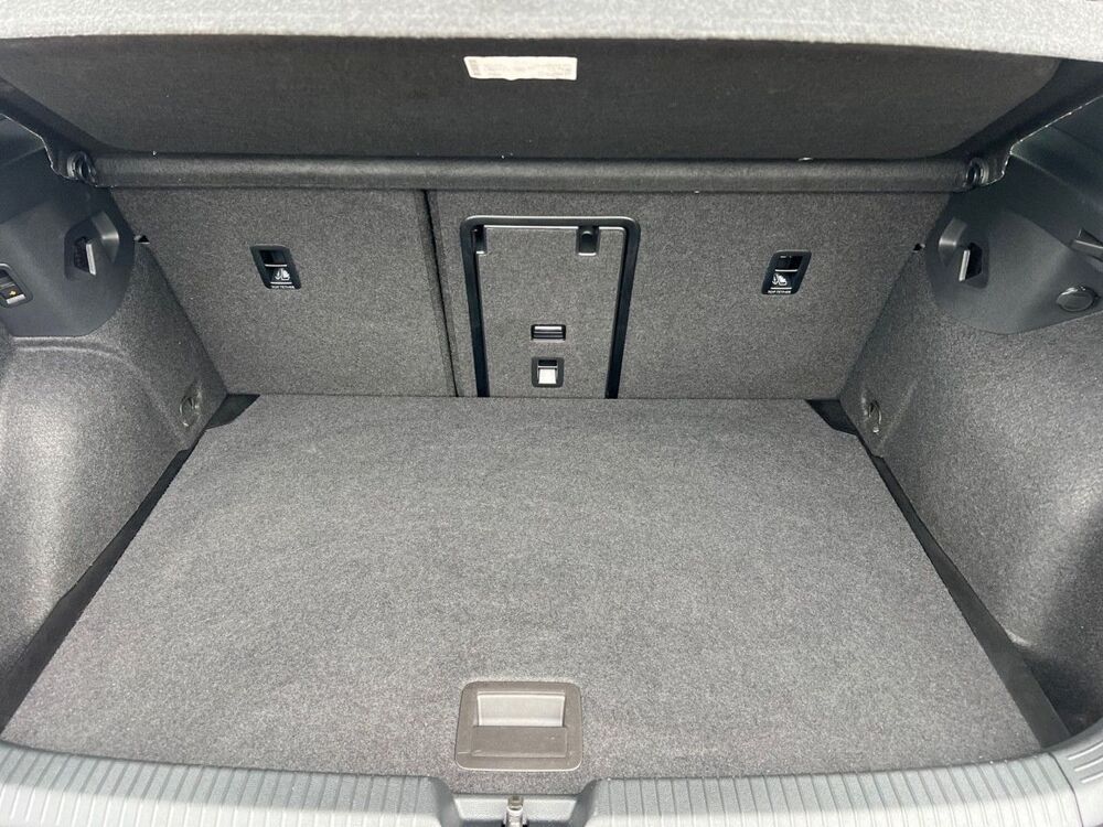 Golf VIII 1.5 e-TSI 150 DSG7 R-LINE GPS JA 18' Black Hifi Harman 2024 occasion 81380 Lescure-d'Albigeois