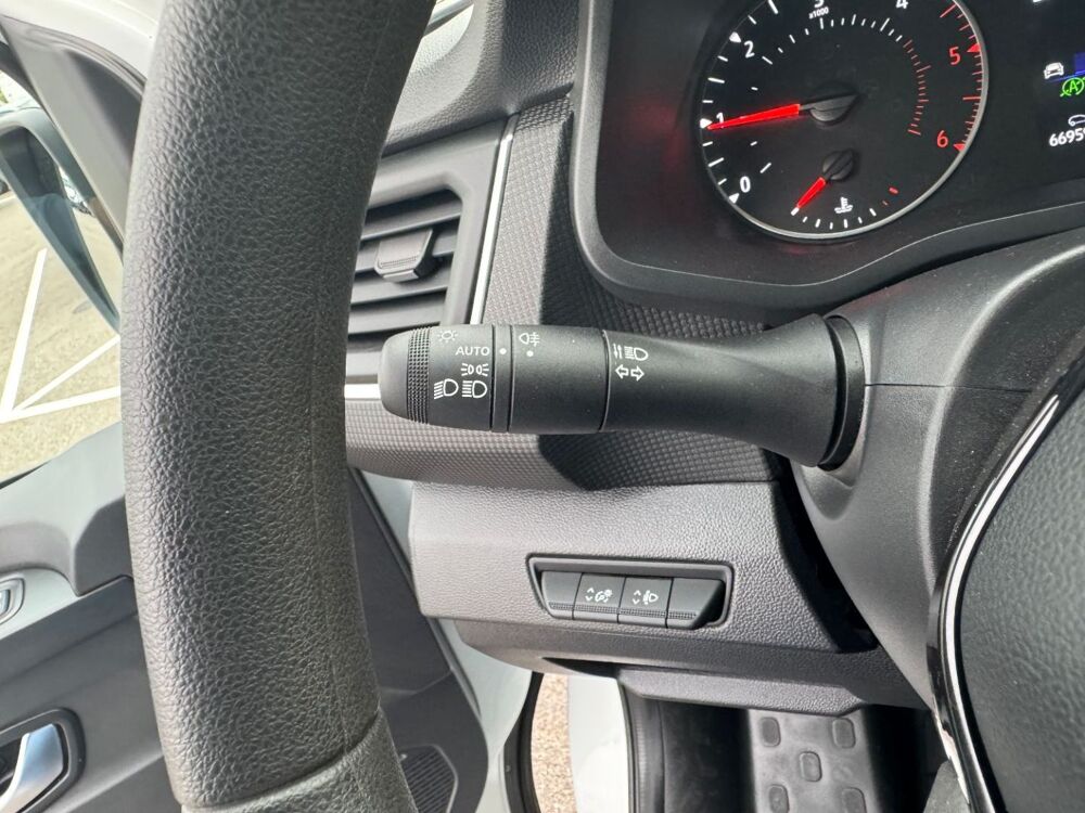Trafic L2H1 2.0 BLUE DCI 130 GRAND CONFORT 3PL 2023 occasion 69780 Mions
