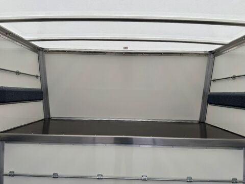 Daily 35C18 A8 180CV 3L DEMENAGEMENT 27.5M3 2026 occasion 69780 Mions