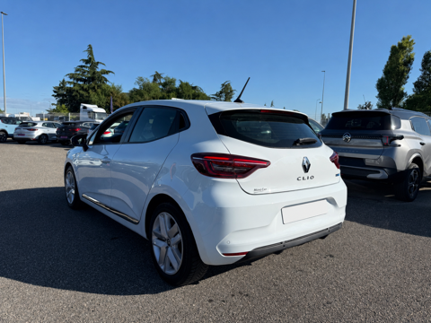 Clio V 1.6 E-Tech 140 Business 2021 occasion 38150 Chanas