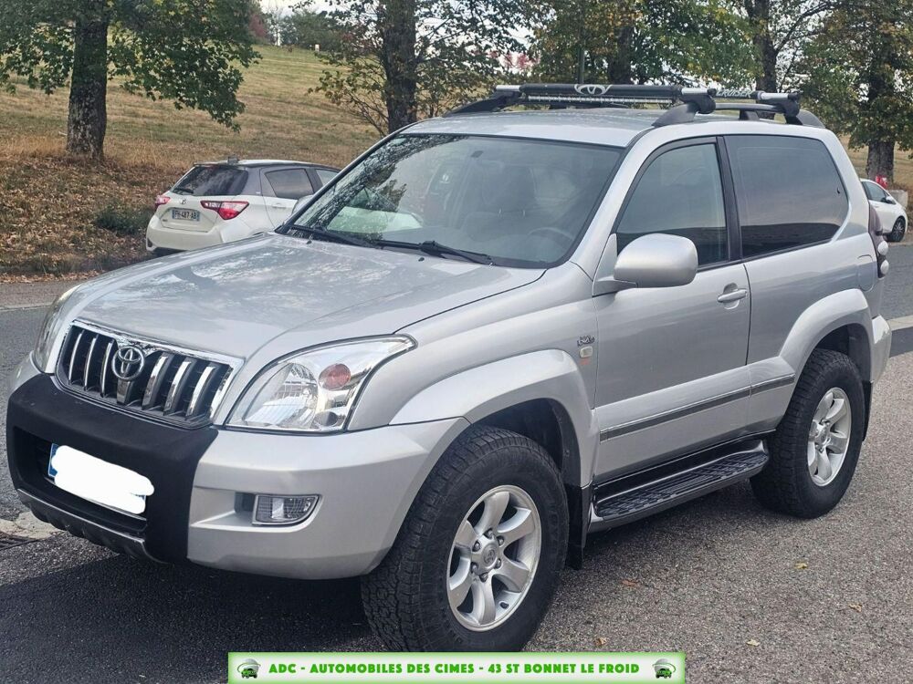 Land Cruiser KDJ125 3.0D-4D 166CH VX 3PTES BV6 2006 occasion 43290 Saint-Bonnet-le-Froid