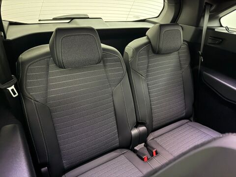 5008 1.2 Hybrid 145 GT e-DCS6 TOIT OUVRANT + 360&Acirc;&deg; 2026 occasion 69780 Mions