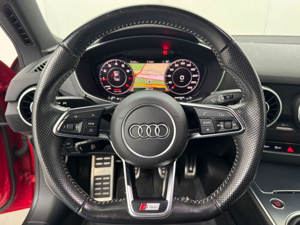 TT 1.8 TFSI 180 S line 2015 occasion 69780 Mions