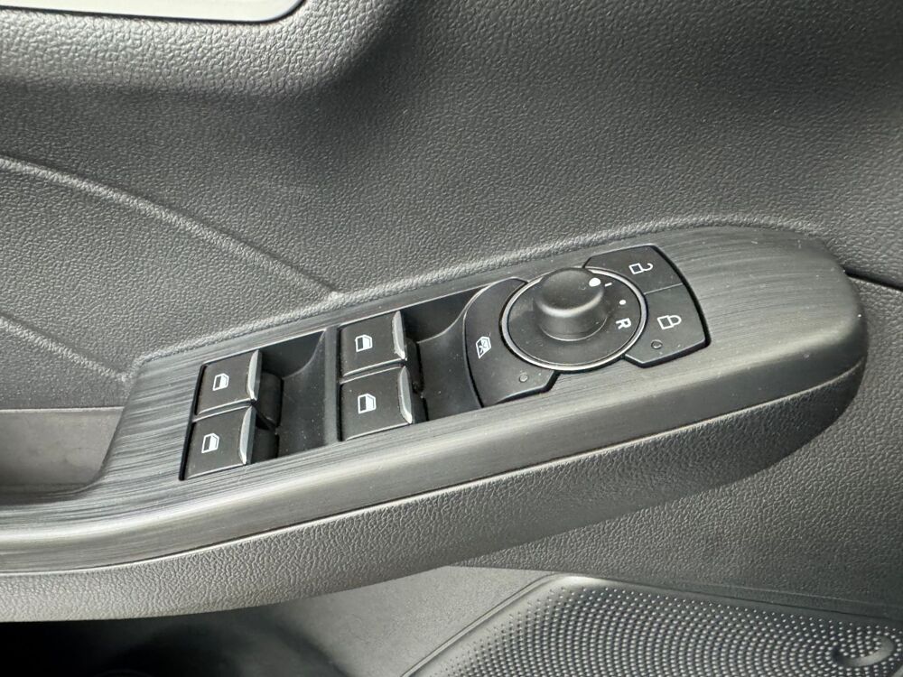 Kuga 2.5 Duratec 190 PHEV Cool&Connect Powershift 2023 occasion 69780 Mions