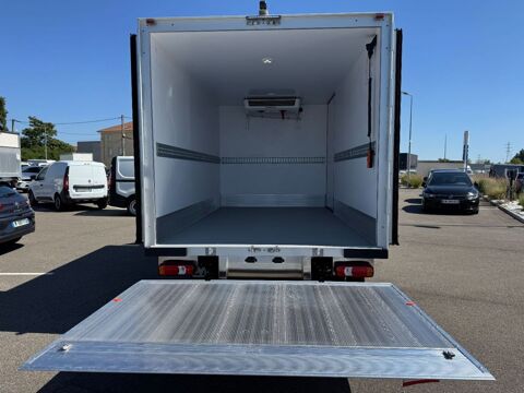 Daily 35C18 A8 180CV 3L CAISSE HAYON 14.8M3 2026 occasion 38150 Chanas