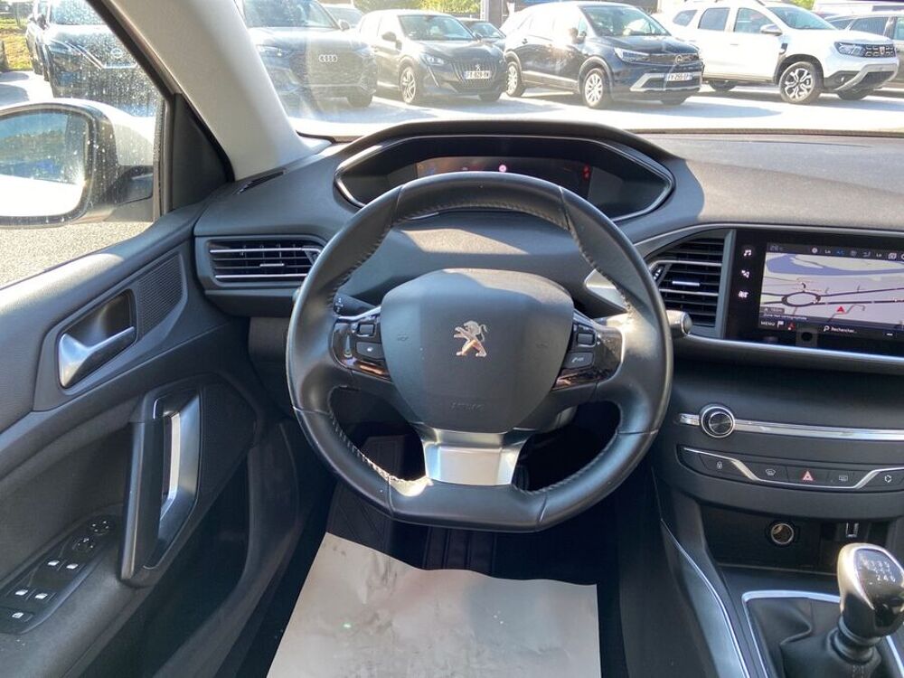 308 SW BlueHDi 130 BV6 ALLURE PACK Full LEDS Attelage 2021 occasion 81380 Lescure-d'Albigeois