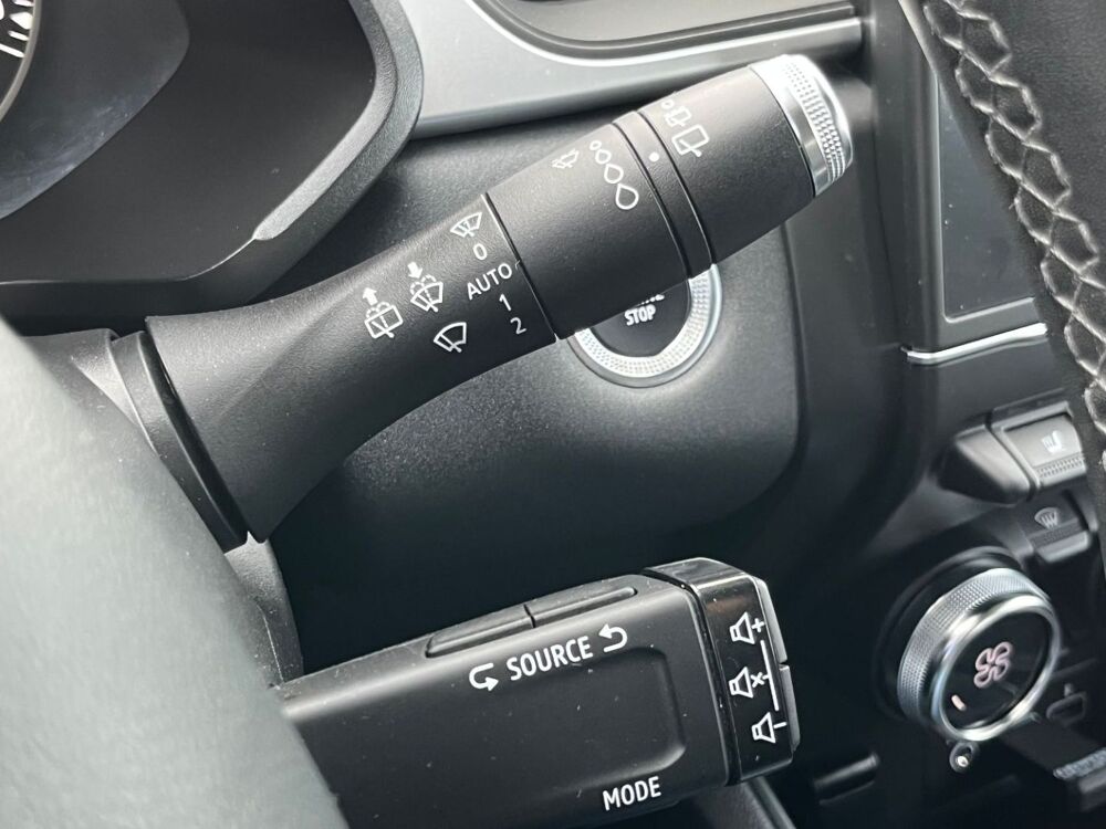 Captur 1.0 TCe 100cv ZEN 2020 occasion 07430 Saint-Cyr