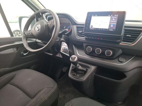 Trafic L1H1 2.0 Blue dCI 130 Grand Confort 2022 occasion 38150 Chanas