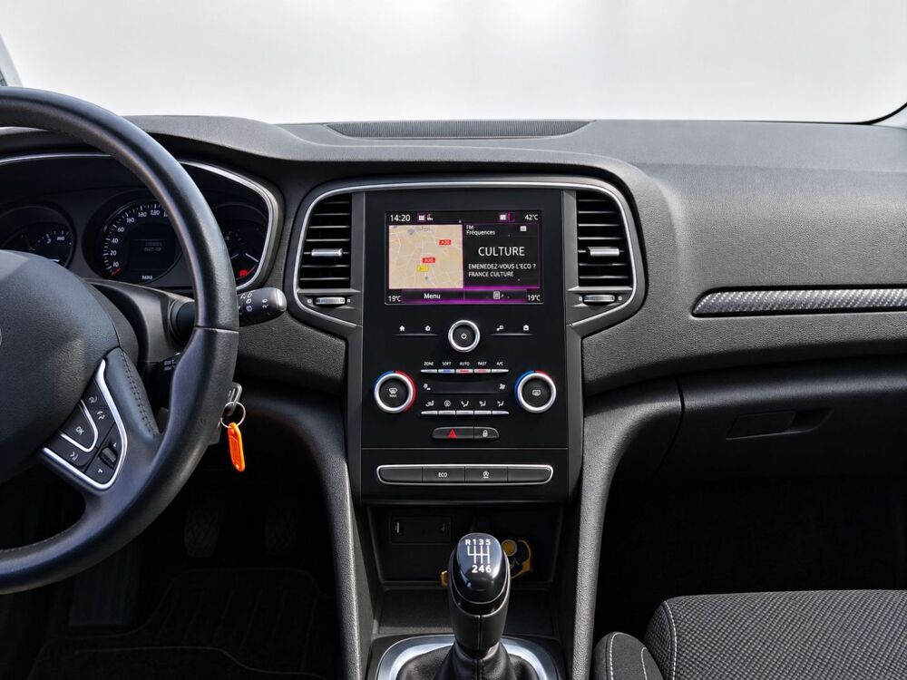 Megane IV SOCIETE 1.5 DCI 90 AIR NAV 2PL 2018 occasion 38150 Chanas