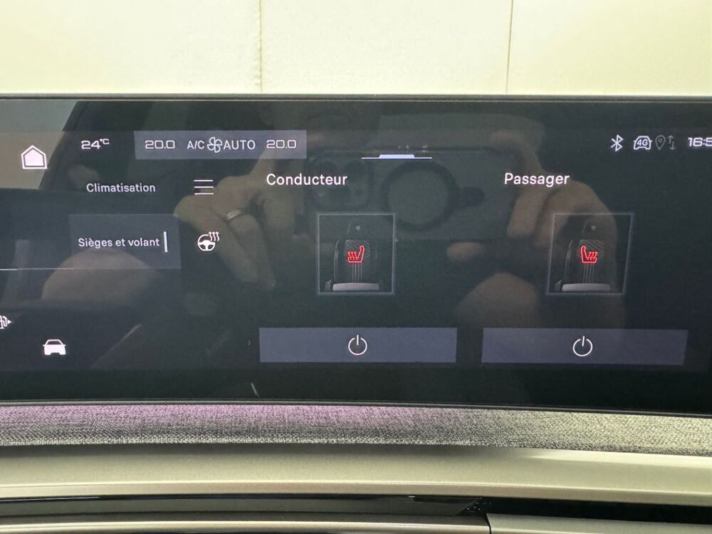 3008 1.2 Hybrid 145 GT e-DCS6+Pack 360&Acirc;&deg; 2025 occasion 38150 Chanas