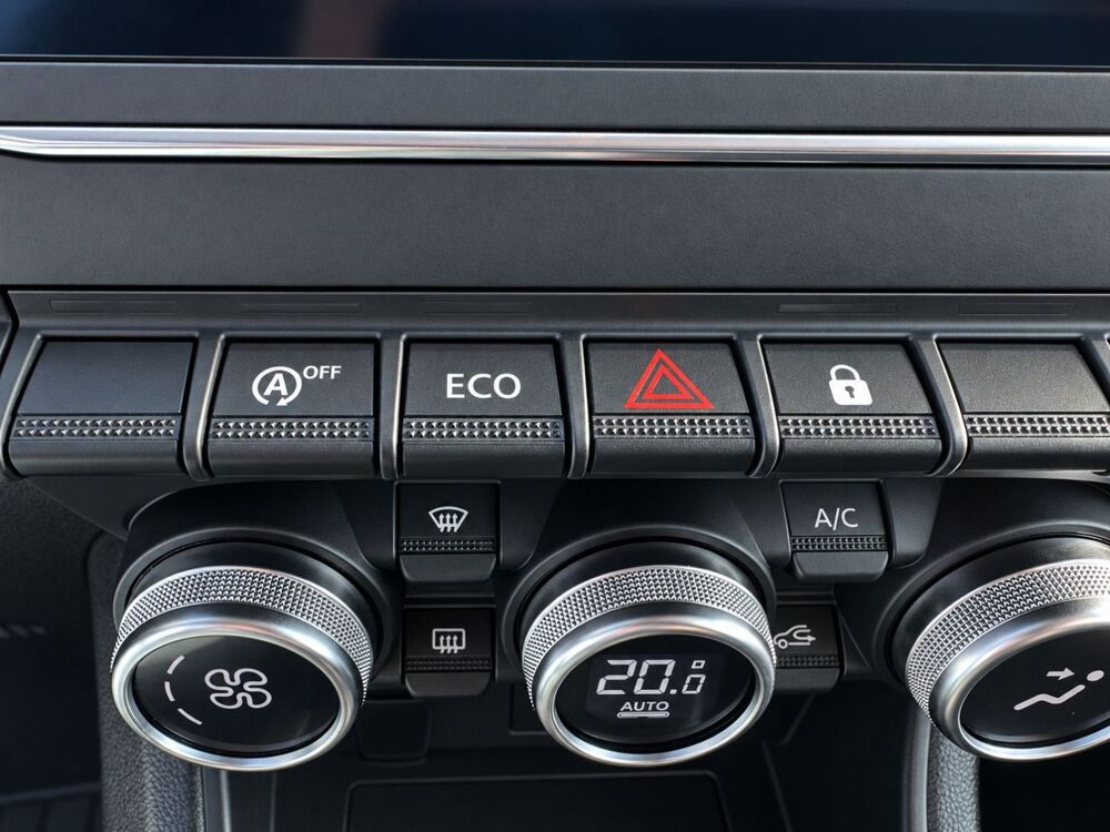 Captur 1.3 TCe 140 EDC Business 2PL 2 places 2022 occasion 69780 Mions