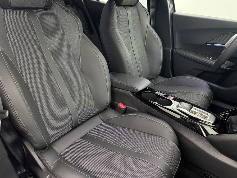 2008 1.2 Hybrid 145 GT e-DCS6 + Pack Vision/Assist 2026 occasion 69780 Mions