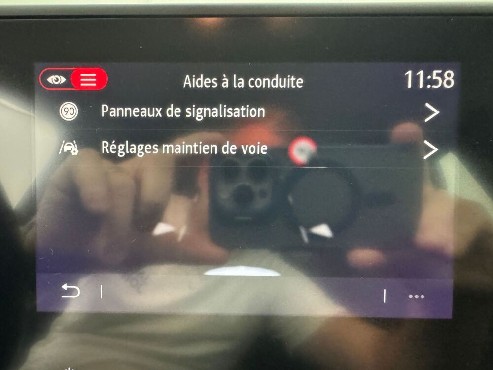 Captur 1.6 E-Tech 145 Business 2022 occasion 69780 Mions