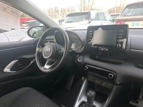 Yaris 1.5 Hybride 116h Dynamic Business Beyond 2022 occasion 38150 Chanas