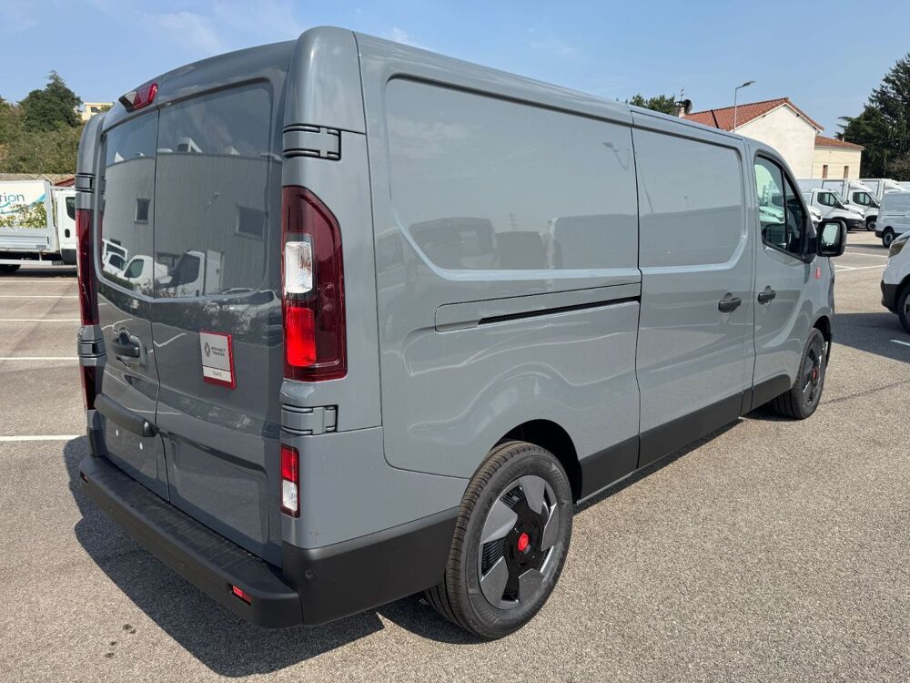 Trafic L2H1 3T DCI 150 AUTO RED 2026 occasion 69780 Mions