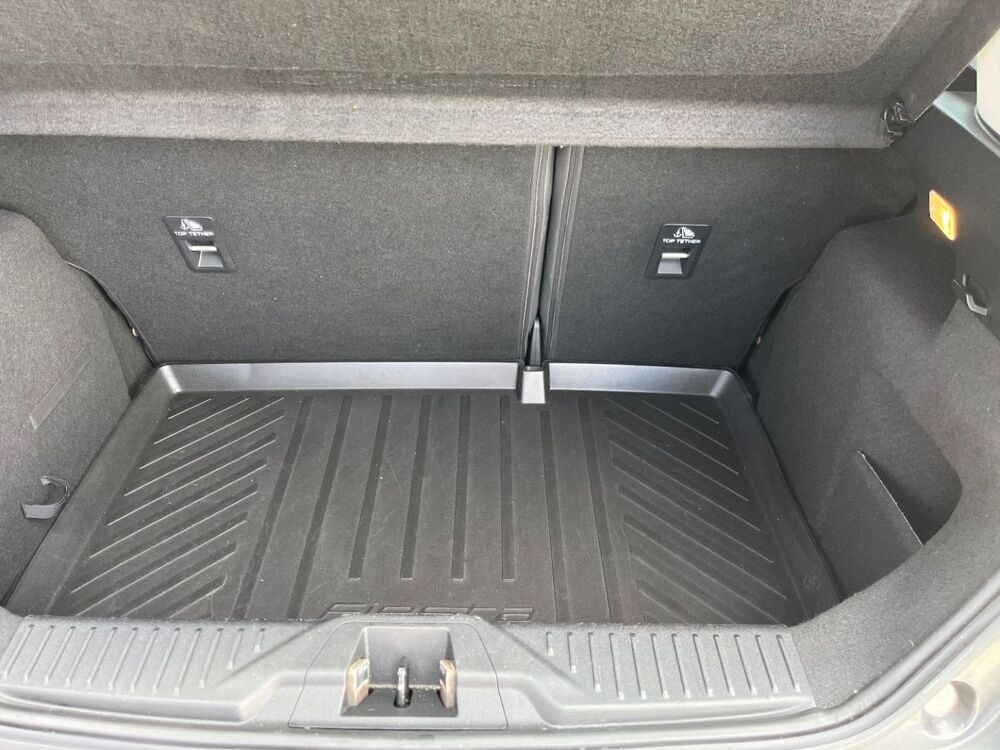 Fiesta ESSENTIAL 1.1L 85cv 5p 2018 occasion 07430 Saint-Cyr