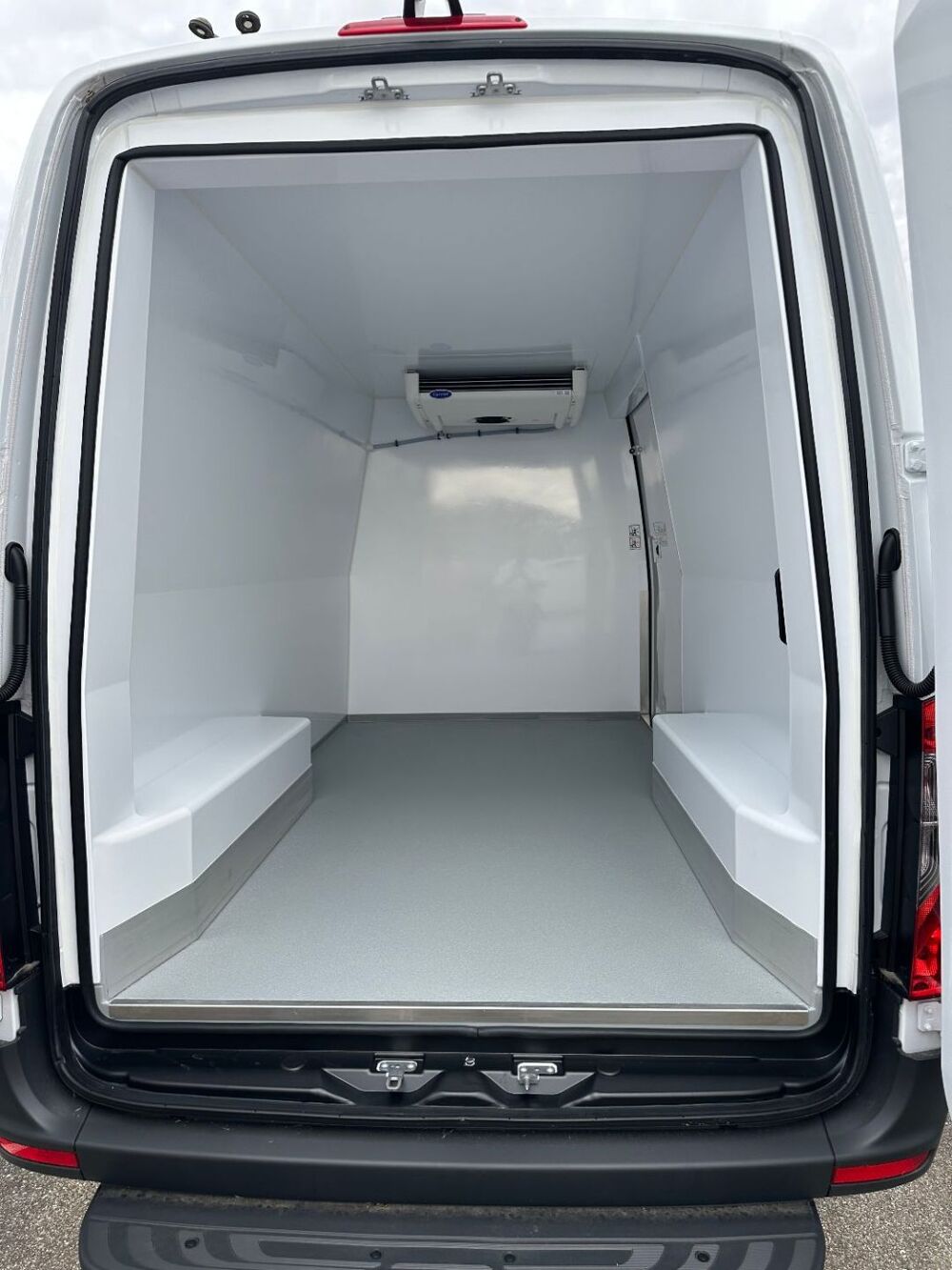Sprinter 317 CDI 43S 3.5T PRO BVA 2026 occasion 69780 Mions