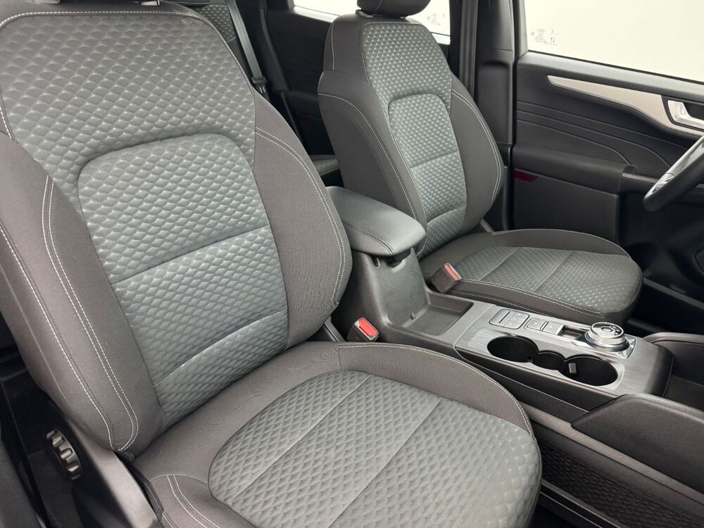Kuga 2.5 Duratec 190 PHEV Cool&Connect Powershift 2023 occasion 69780 Mions