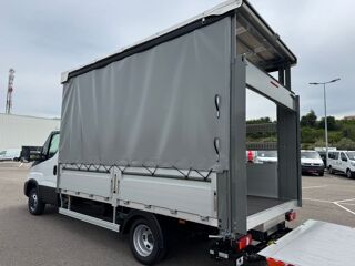 Daily 35C18 A8 180CV 3L BACHE TOIT REHAUSSABLE PAR VERRINS HYDRAUL 2026 occasion 38150 Chanas