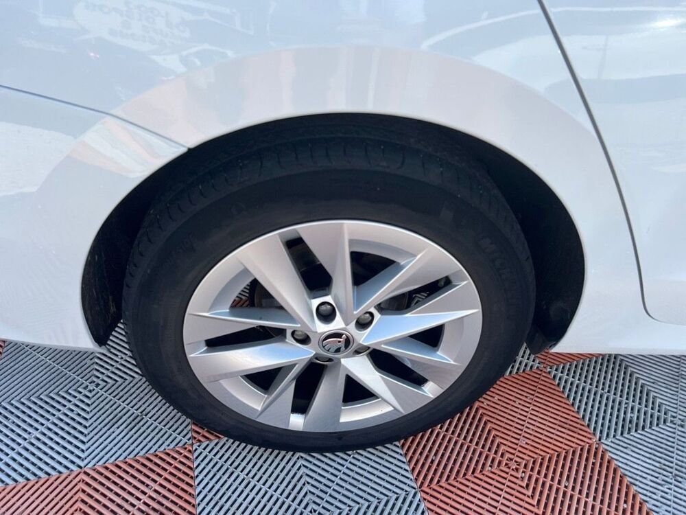 Octavia 2.0 TDI 115 BV6 SELECTION Cam&Atilde;&copy;ra JA 17' 2023 occasion 81380 Lescure-d'Albigeois