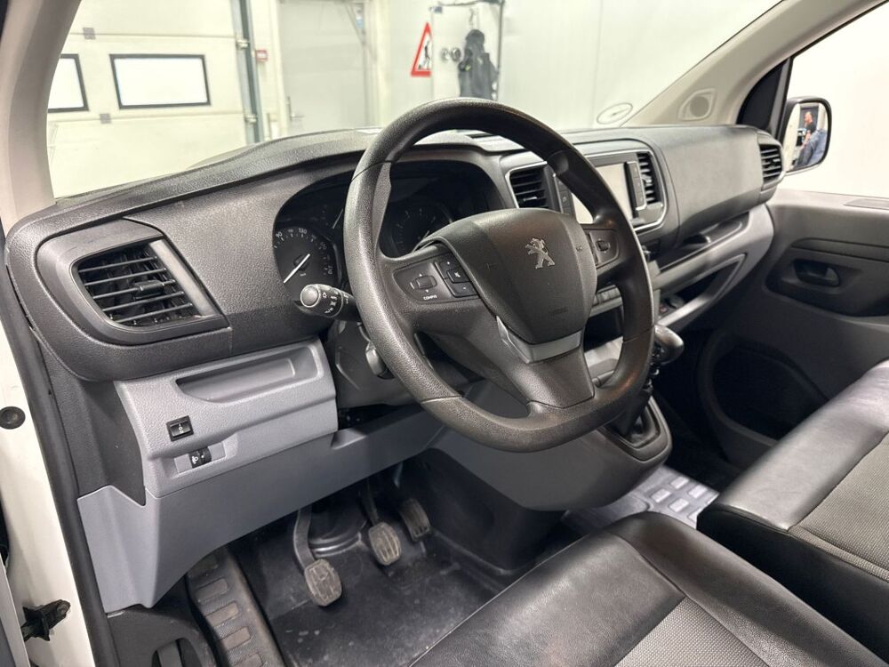 Expert STANDARD 1.6 BLUEHDI 115 PREMIUM 2019 occasion 38150 Chanas