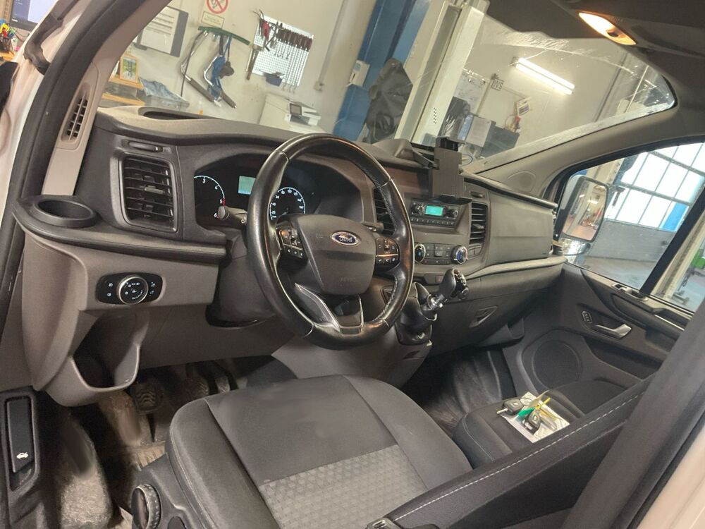 Transit Custom 320 L1H1 2.0 TDCi 130 Trend 2021 occasion 38150 Chanas