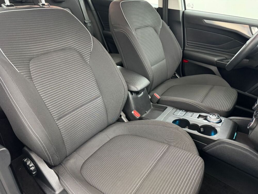 Focus 1.0 EcoBoost 125 Titanium BVA 2020 occasion 38150 Chanas