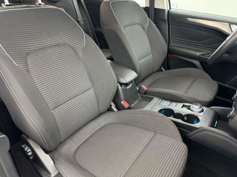 Focus 1.0 EcoBoost 125 Titanium BVA 2020 occasion 38150 Chanas