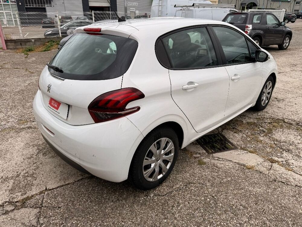 208 ACTIVE BUSINESS 1.5 BLUEHDI 100CV 5P BVM6 2018 occasion 07430 Dav&eacute;zieux