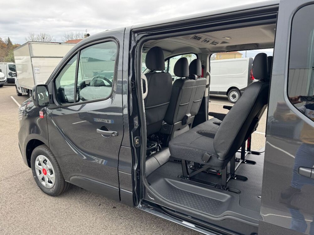 Trafic L2 Blue dCi 150 RED EDITION BVA9 9PL 2026 occasion 69780 Mions