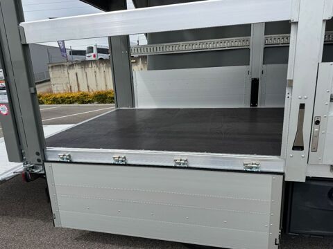 Daily 35C18 A8 180CV 3L BACHE TOIT REHAUSSABLE PAR VERRINS HYDRAUL 2026 occasion 69780 Mions