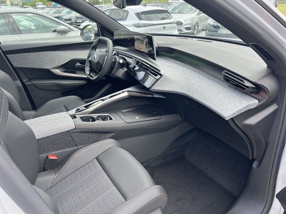 5008 Hybrid 145 e-DCS6 GT Pack 360&Acirc;&deg; Vision & Drive Assist Plus 2026 occasion 81380 Lescure-d'Albigeois