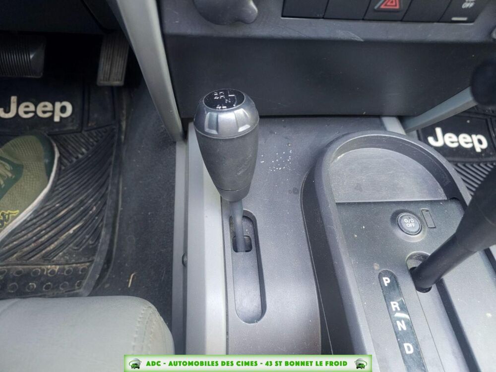 Wrangler III 3.8 SPORT AUTOMATIC 199cv 4X4 3P BVA 2007 occasion 43290 Saint-Bonnet-le-Froid
