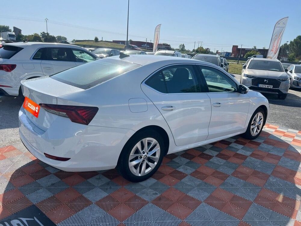 Octavia 2.0 TDI 115 BV6 SELECTION Cam&Atilde;&copy;ra JA 17' 2023 occasion 81380 Lescure-d'Albigeois