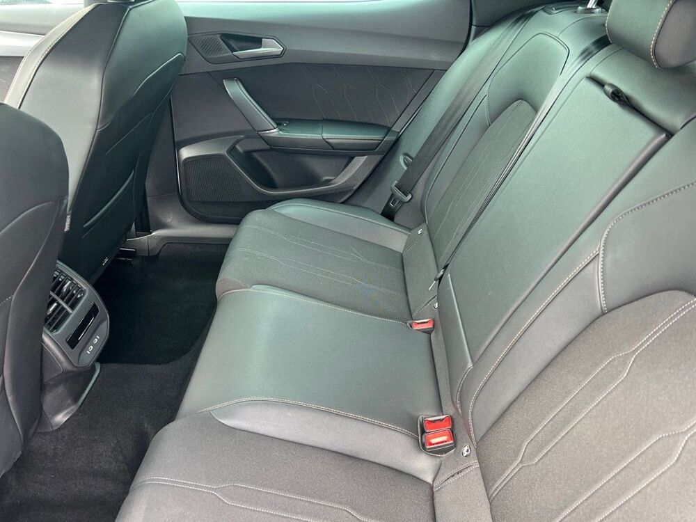 Leon NEW V 1.5 e-TSI 150 mHEV DSG7 GPS Cam&Atilde;&copy;ra JA 18' 2025 occasion 81380 Lescure-d'Albigeois