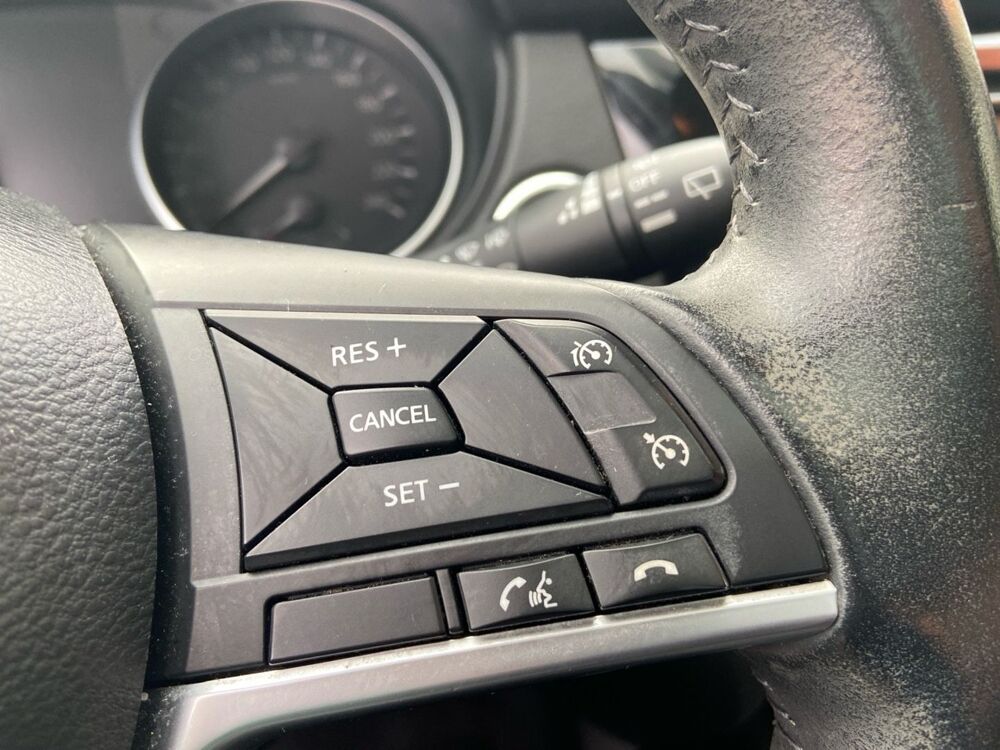 Qashqai 1.2 DIG-T 115 BV6 N-CONNECTA TOIT PANO 2018 occasion 81380 Lescure-d'Albigeois