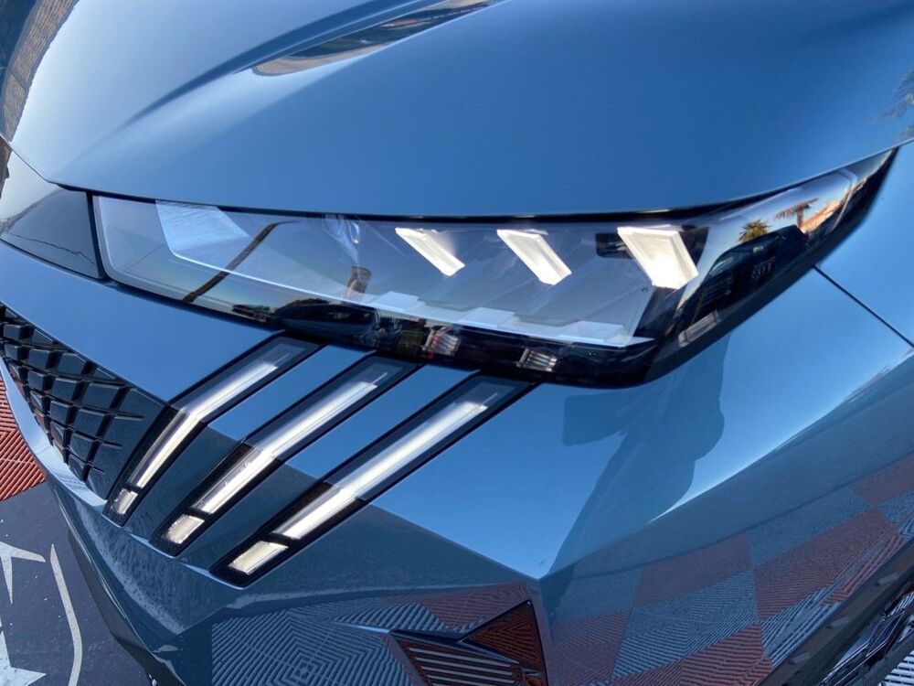 3008 Hybrid 145 e-DCS6 GT Pack 360&Acirc;&deg; Vision & Drive Assist Plus 2026 occasion 81380 Lescure-d'Albigeois