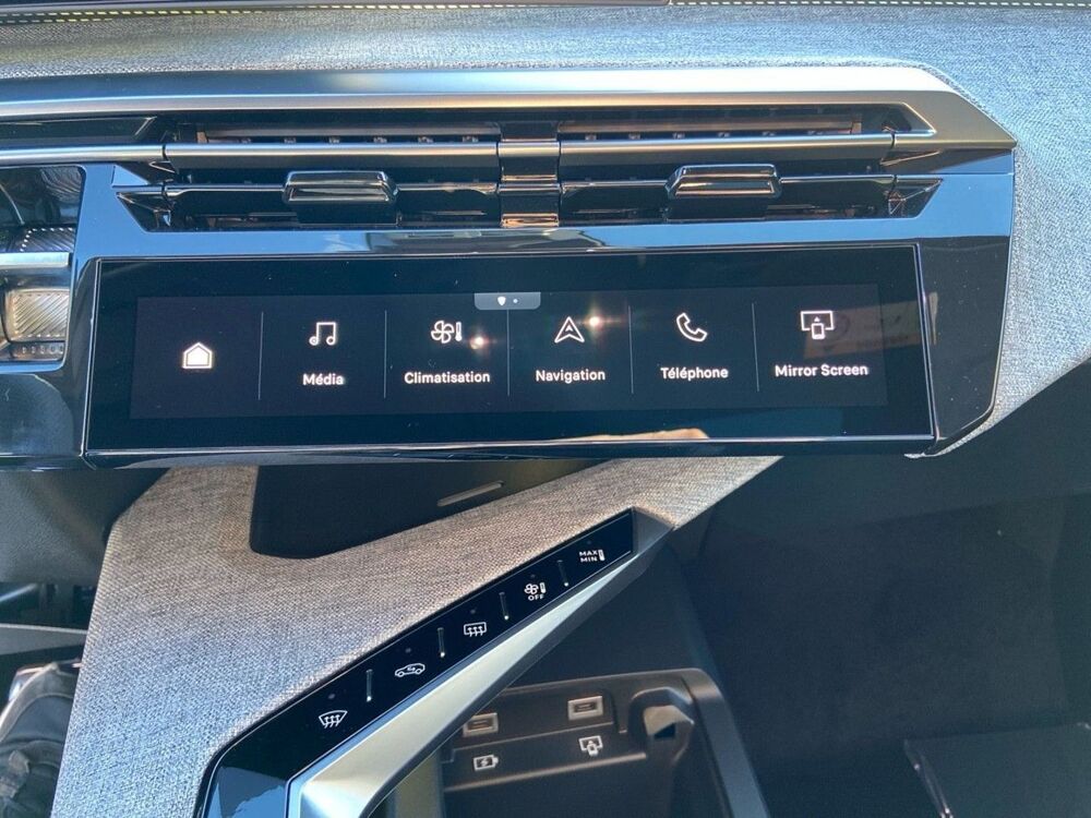 3008 Hybrid 145 e-DCS6 GT Pack 360&Acirc;&deg; Vision & Drive Assist Plus 2026 occasion 81380 Lescure-d'Albigeois