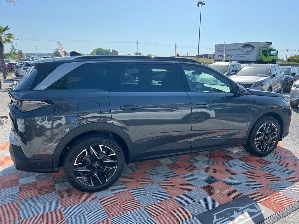 5008 Hybrid 145 e-DCS6 GT Pack 360&Acirc;&deg; Vision & Drive Assist Plus 2026 occasion 81380 Lescure-d'Albigeois