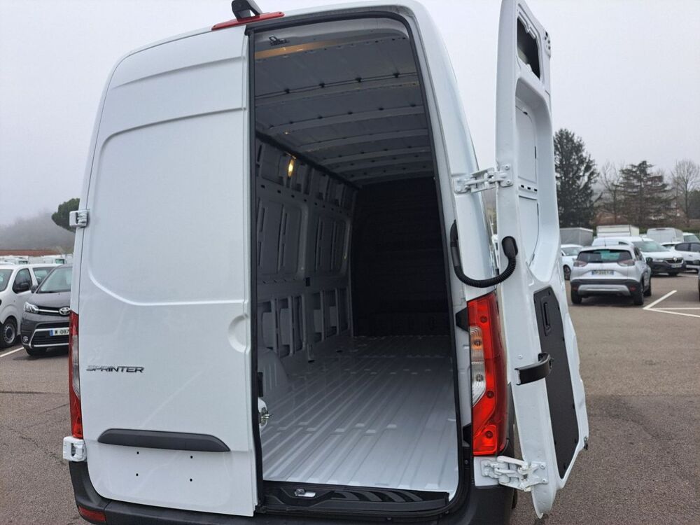 Sprinter 317 CDI 43 3.5T PRO BVA 9G-TRONIC 2026 occasion 69780 Mions