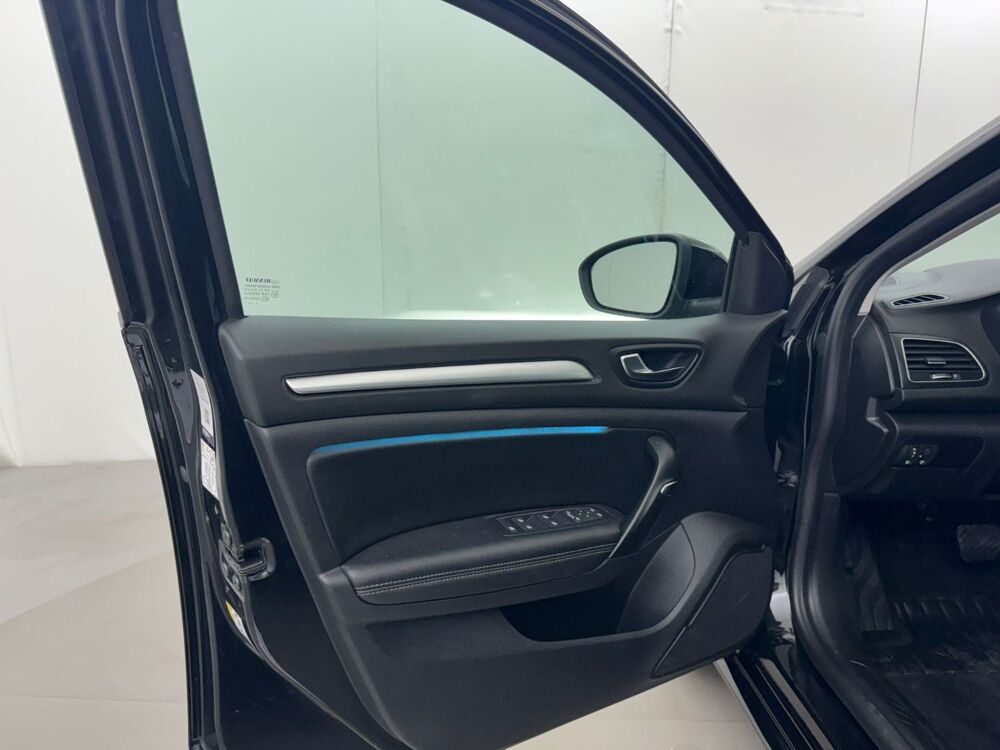 Megane IV 1.5 Blue dCi 115 Techno EDC 2022 occasion 38150 Chanas