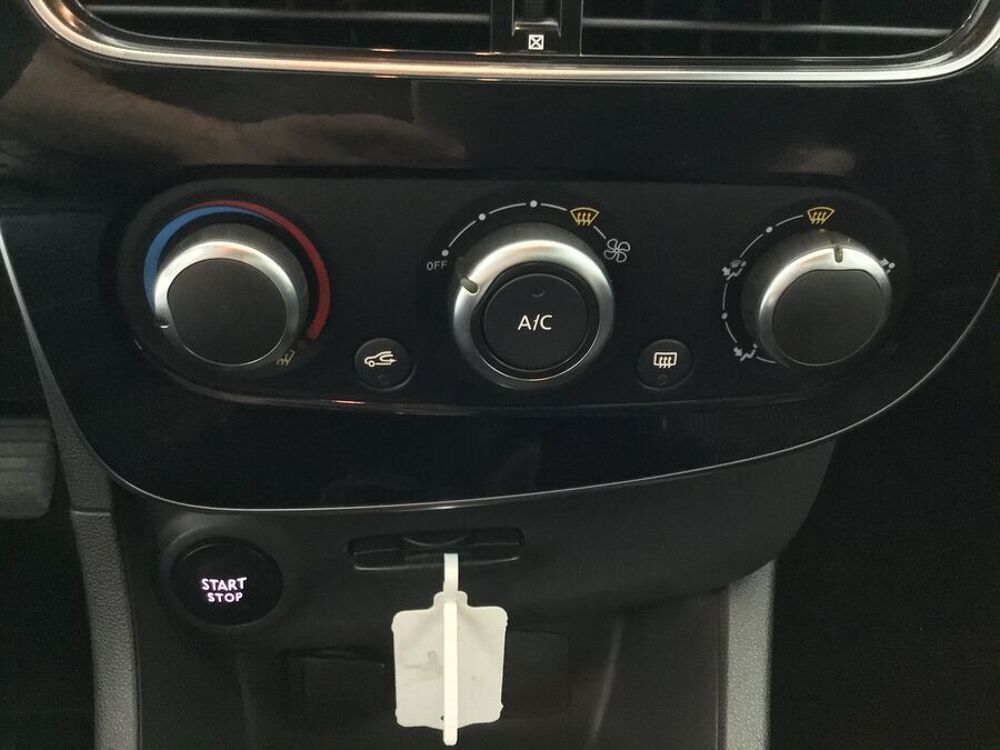 Clio IV 1.5 DCI 75 AIR MEDIANAV 2019 occasion 69780 Mions