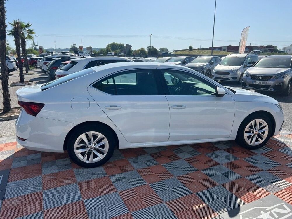 Octavia 2.0 TDI 115 BV6 SELECTION Cam&Atilde;&copy;ra JA 17' 2023 occasion 81380 Lescure-d'Albigeois