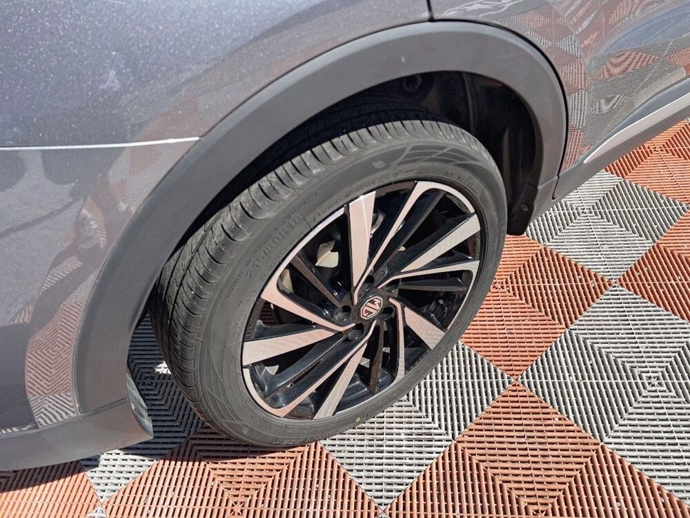 ZS EV 1.5 HYBRID + 197 LUXURY CUIR GPS Cam&Atilde;&copy;ra 360&Acirc;&deg; JA 18' 2025 occasion 81380 Lescure-d'Albigeois