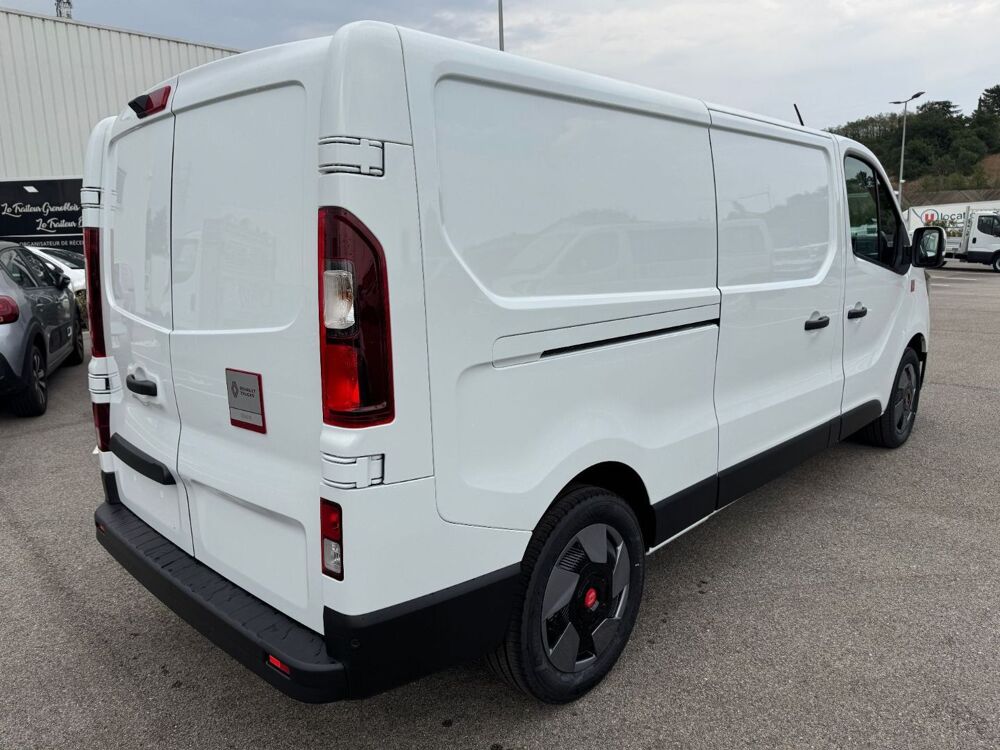 Trafic L2H1 3T DCI 150 AUTO RED 2026 occasion 38150 Chanas