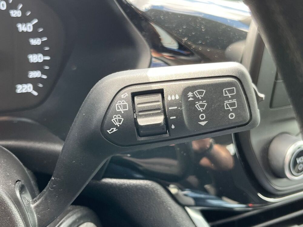 Fiesta ESSENTIAL 1.1L 85cv 5p 2018 occasion 07430 Saint-Cyr