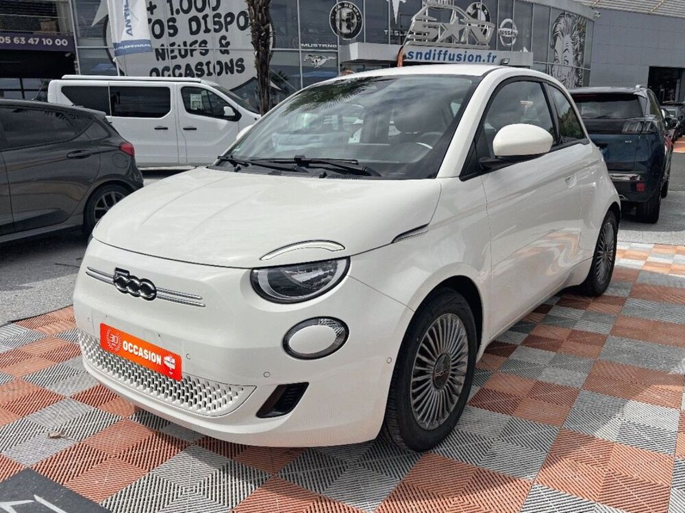 500 E Electrique 118 NOUVELLE 500 Batterie 42kWh Cam&Atilde;&copy;ra Radars SC 2023 occasion 81380 Lescure-d'Albigeois