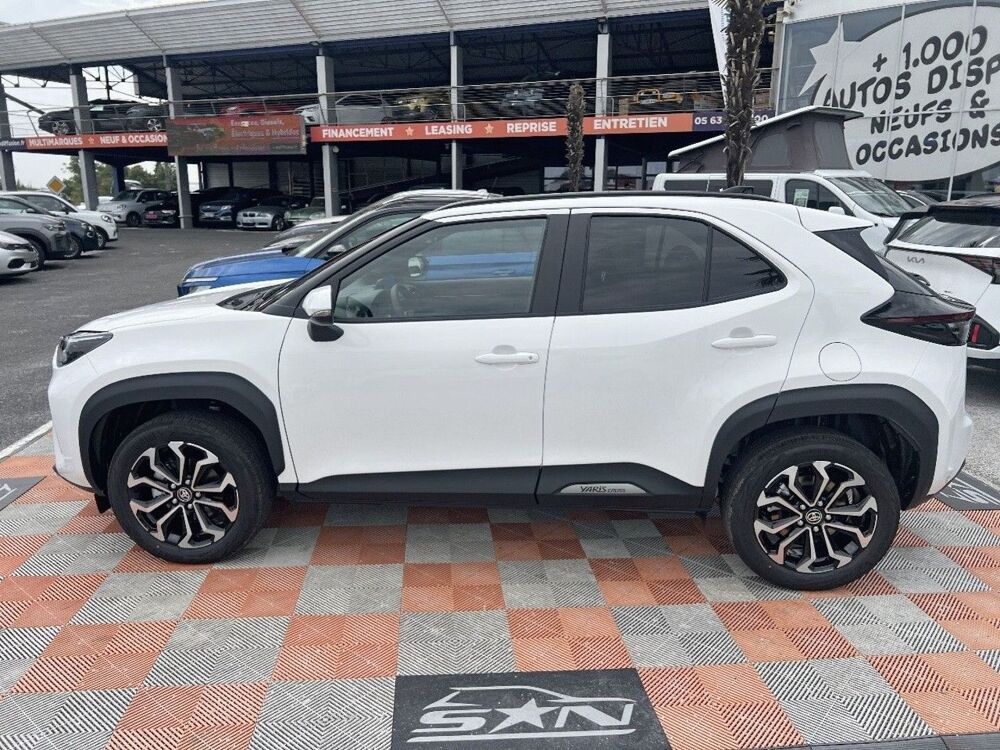 Yaris Cross 1.5 HYBRIDE 130 2WD DESIGN BUSINESS 2026 occasion 81380 Lescure-d'Albigeois