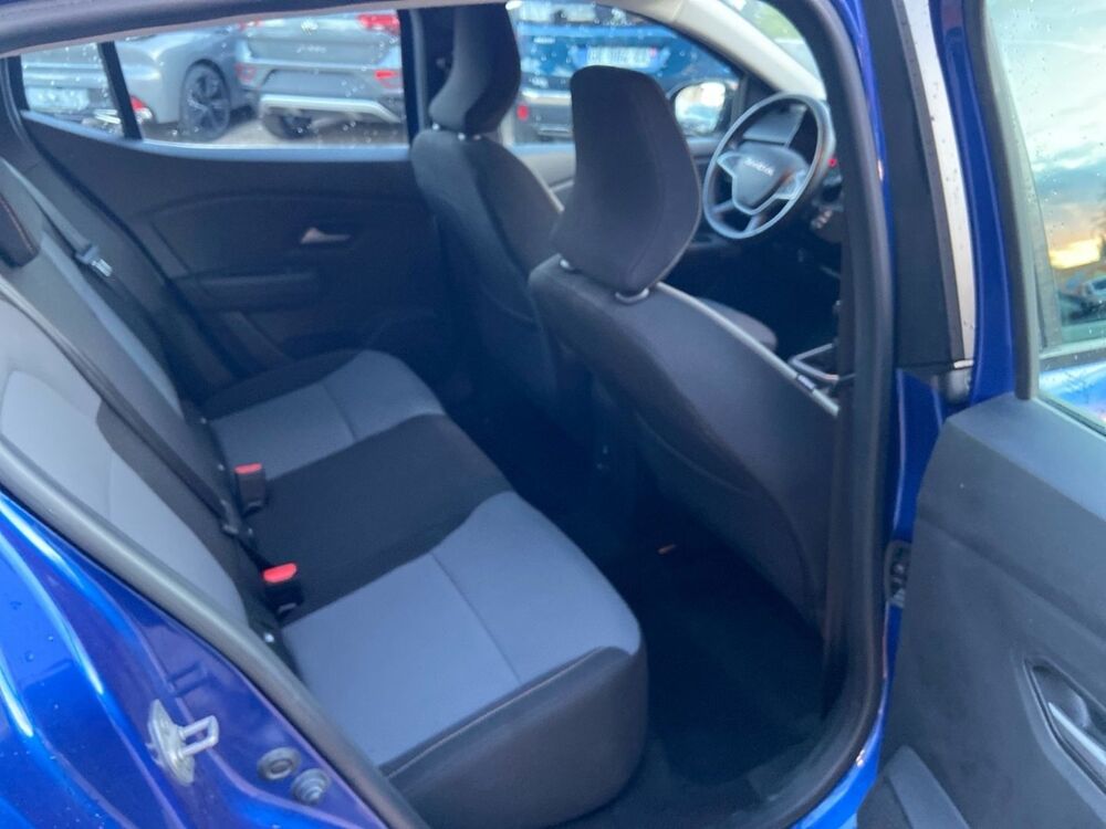 Sandero TCe 110 BV6 STEPWAY EXTREME + GPS Cam&Atilde;&copy;ra JA 16' 2024 occasion 81380 Lescure-d'Albigeois